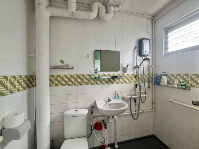 HDB Apartment for Rent, 425 Pasir Ris Drive 6 HDB Apartment For Rent, $3,600, 3 Bed 2 Bath 1,216 sqft $2.96 psf, SGD 3,600 | 99-year Leasehold