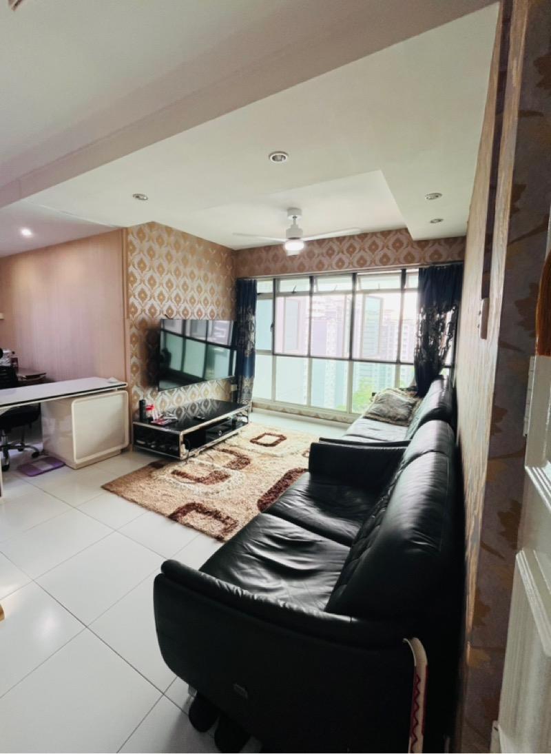 HDB Apartment for Rent, 176D Edgefield Plains HDB Apartment For Rent, $3,600, 3 Bed 2 Bath 1,205 sqft $2.99 psf, SGD 3,600 | 99-year Leasehold