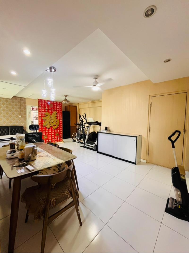 HDB Apartment for Rent, 176D Edgefield Plains HDB Apartment For Rent, $3,600, 3 Bed 2 Bath 1,205 sqft $2.99 psf, SGD 3,600 | 99-year Leasehold