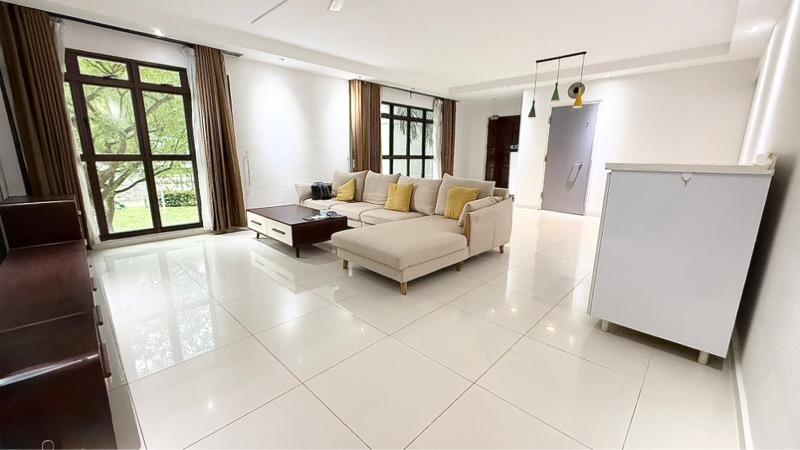 Prop-GPT: HDB Apartment: D04 Telok Blangah 85 Telok Blangah Heights