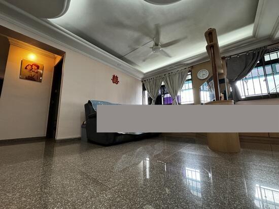 Prop-GPT: HDB Apartment: D27 Yishun 342A Yishun Ring Road