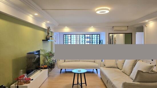 Prop-GPT: HDB Apartment: D25  547 Woodlands Drive 16