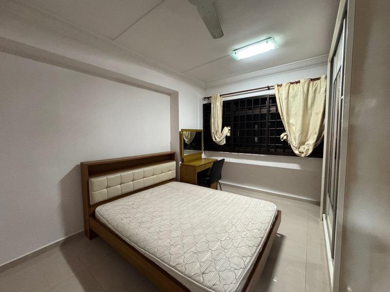 HDB Apartment for Rent, 279 Toh Guan Road HDB Apartment For Rent, $3,500, 3 Bed 2 Bath 1,087 sqft $3.22 psf, SGD 3,500 | 99-year Leasehold