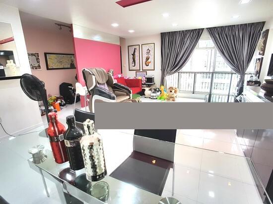 HDB Apartment for Rent, 388 Bukit Batok West Avenue 5 HDB Apartment For Rent, $3,500, 3 Bed 2 Bath 1,270 sqft $2.76 psf, SGD 3,500 | 99-year Leasehold