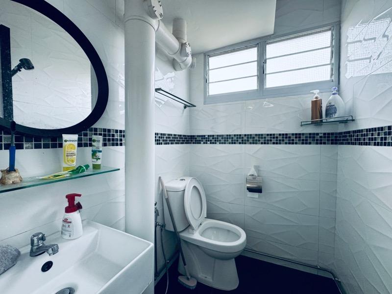 HDB Apartment for Rent, 465 Ang Mo Kio Avenue 10 HDB Apartment Room Rental, $1,000, 1 Bed 2 Bath 990 sqft $1.01 psf, SGD 1,000 | 99-year Leasehold