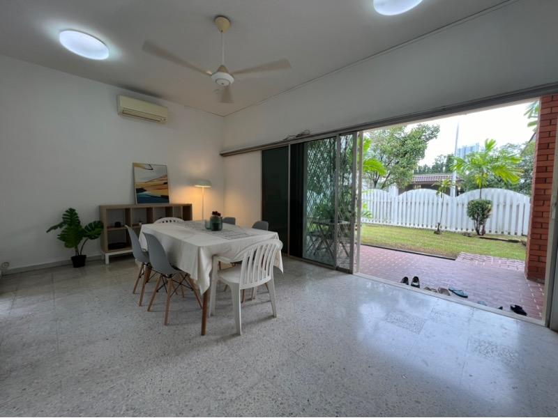 Prop-GPT: Detached: D21  Clementi Park
