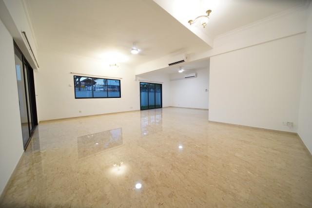 Corner Terrace for Rent, 50 Phillips Ave Corner Terrace For Rent, $7,680, 5 Bed 3 Bath 2,700 sqft $2.45 psf, SGD 7,680 | 999-year Leasehold