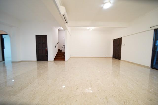 Corner Terrace for Rent, 50 Phillips Ave Corner Terrace For Rent, $7,680, 5 Bed 3 Bath 2,700 sqft $2.45 psf, SGD 7,680 | 999-year Leasehold