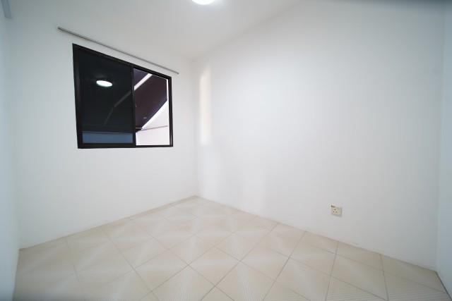 Corner Terrace for Rent, 50 Phillips Ave Corner Terrace For Rent, $7,680, 5 Bed 3 Bath 2,700 sqft $2.45 psf, SGD 7,680 | 999-year Leasehold