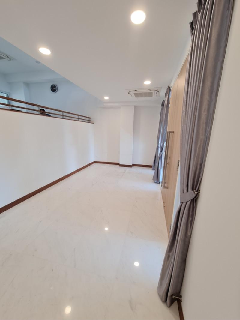 Terrace for Rent, WEST COAST TERRACE Terraced House For Rent, $12,000, 5 Bed 4 Bath 4,132 sqft $6.00 psf, SGD 12,000