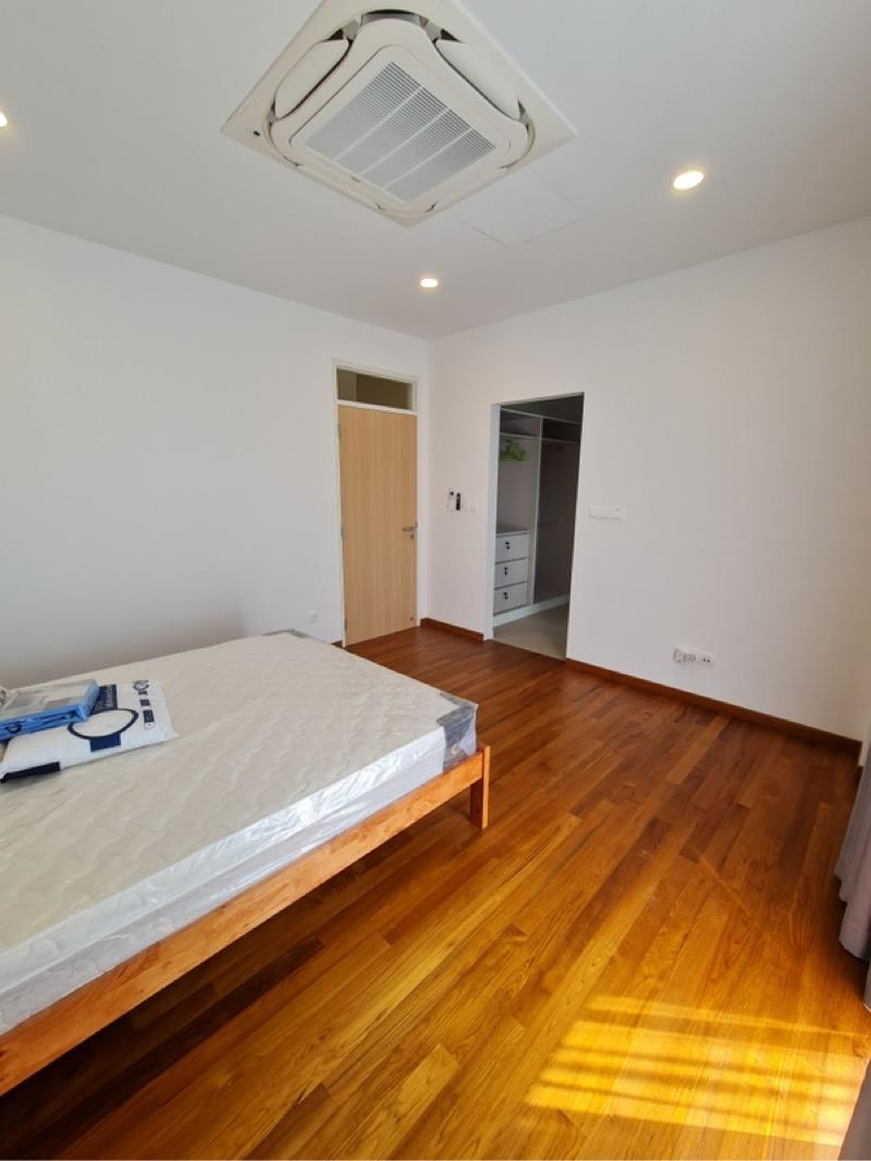 Terrace for Rent, WEST COAST TERRACE Terraced House For Rent, $12,000, 5 Bed 4 Bath 4,132 sqft $6.00 psf, SGD 12,000