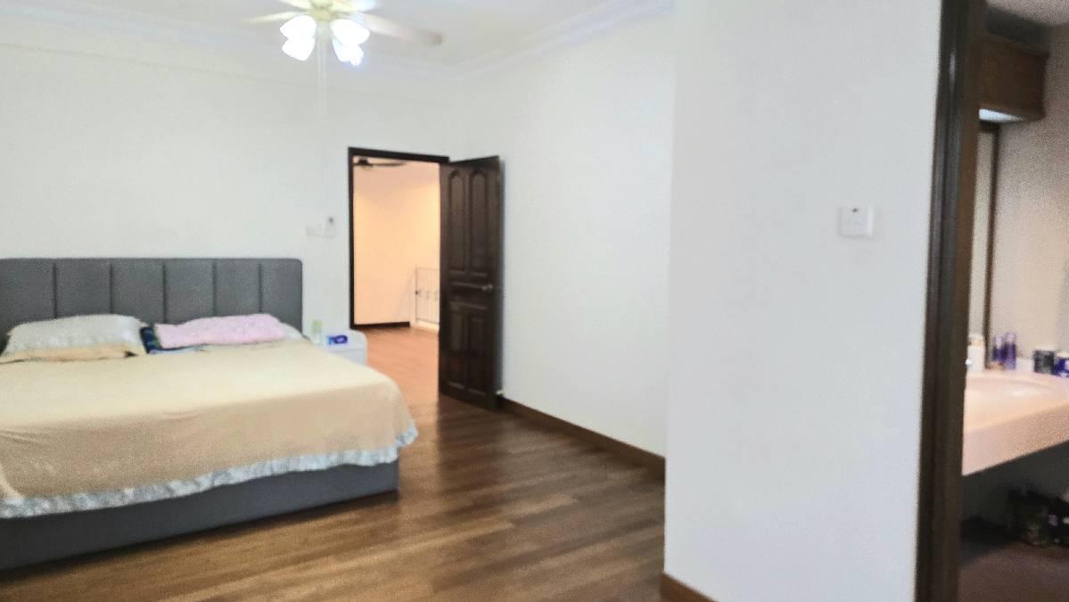 Bungalow - Good Class for Rent, Swiss Club Binjai HK Park SemiD Good Class Bungalow For Rent, $12,000, 5 Bed 4 Bath 3,800 sqft $2.55, SGD 12,000