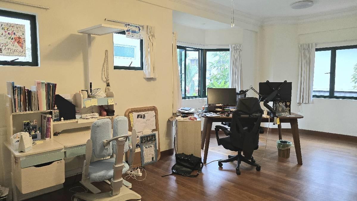 Bungalow - Good Class for Rent, Swiss Club Binjai HK Park SemiD Good Class Bungalow For Rent, $12,000, 5 Bed 4 Bath 3,800 sqft $2.55, SGD 12,000
