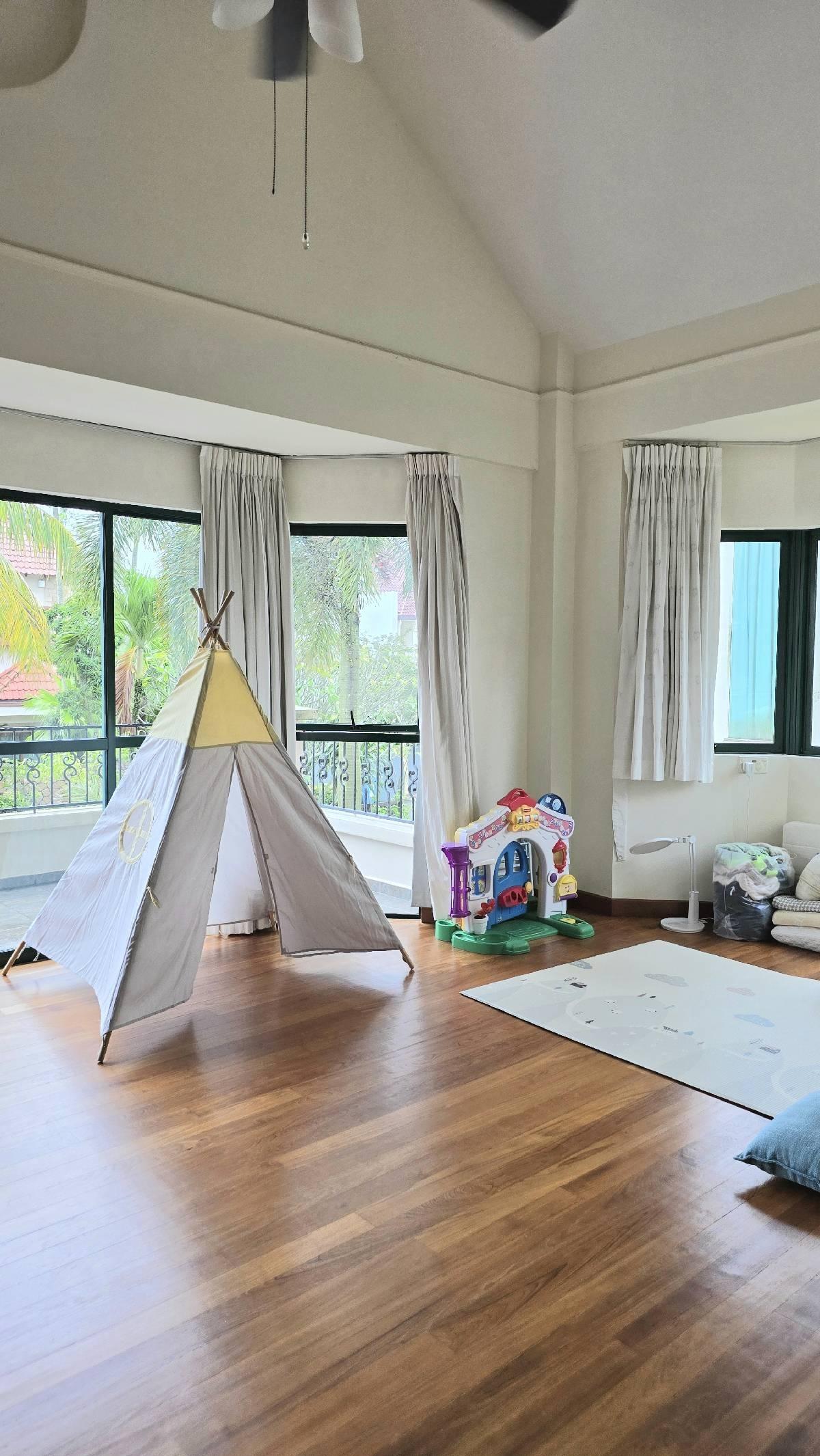 Bungalow - Good Class for Rent, Swiss Club Binjai HK Park SemiD Good Class Bungalow For Rent, $12,000, 5 Bed 4 Bath 3,800 sqft $2.55, SGD 12,000