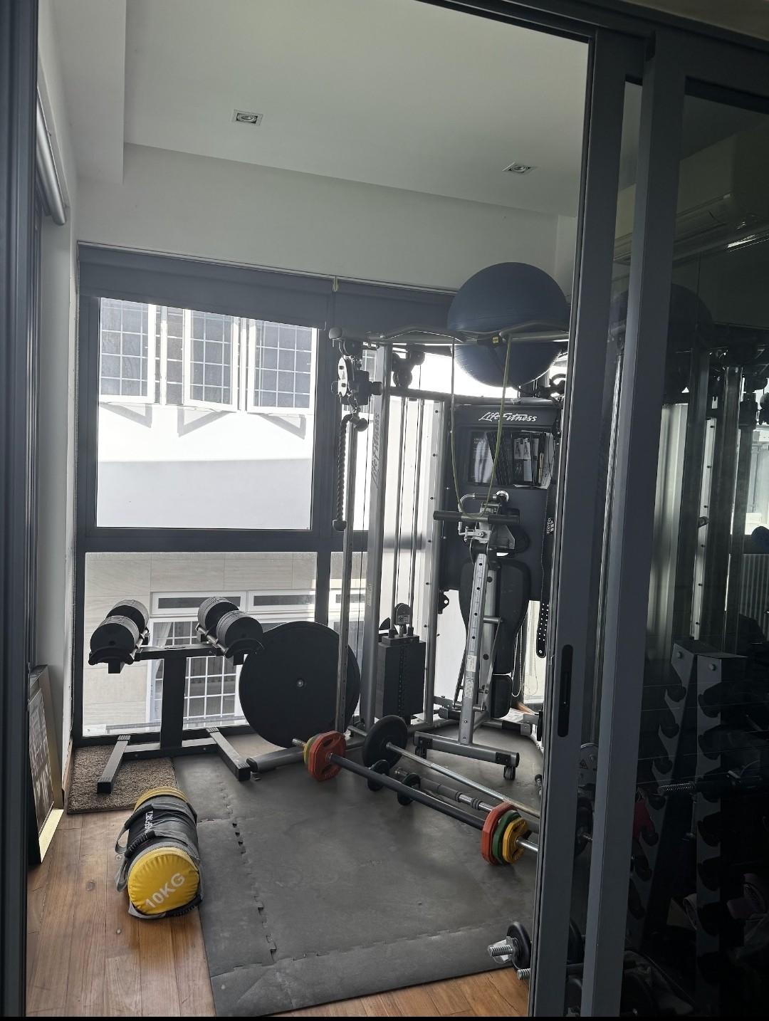 Semi-Detached for Rent, SELETAR HILLS ESTATE Semi-Detached House For Rent, $11,000, 6 Bed 7 Bath 6,000 sqft $3.19 psf, SGD 11,000 | Freehold