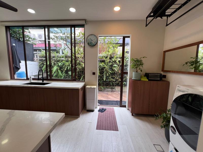 Terrace for Rent, Bedok Ria Terraced House For Rent, $7,900, 5 Bed 4 Bath 2,800 sqft $4.45 psf, SGD 7,900 | Not Applicable