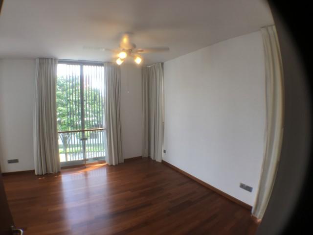 Detached for Rent, Dunsfold 18 Detached House For Rent, $12,000, 5 Bed 5 Bath 4,437 sqft $2.70 psf, SGD 12,000 | Freehold
