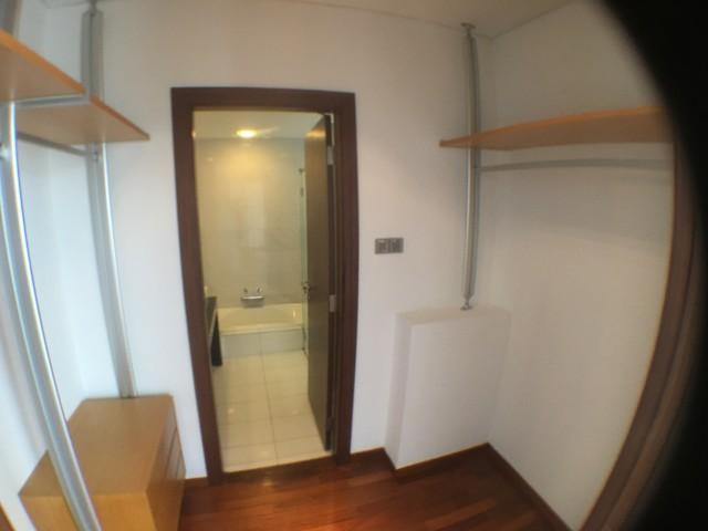 Detached for Rent, Dunsfold 18 Detached House For Rent, $12,000, 5 Bed 5 Bath 4,437 sqft $2.70 psf, SGD 12,000 | Freehold