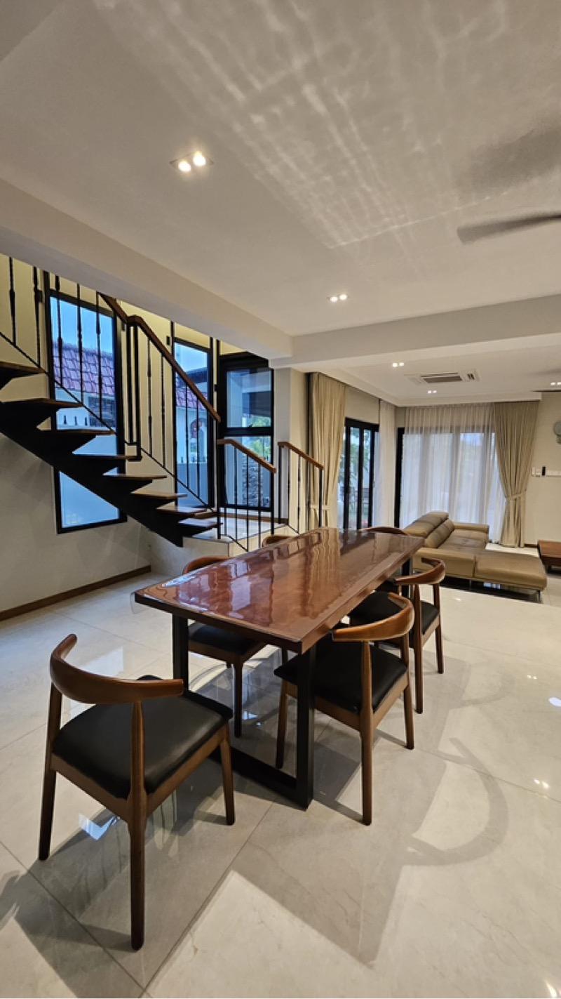Corner Terrace for Rent, SUNRISE VILLA Corner Terrace For Rent, $8,999, 4 Bed 3 Bath 4,000 sqft $3.64 psf, SGD 8,999