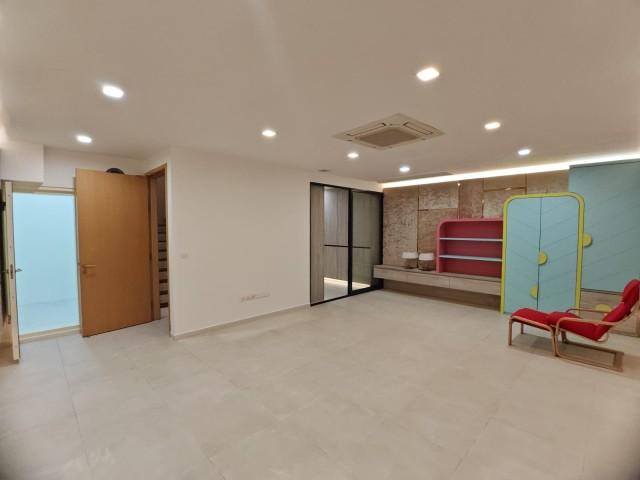 Bungalow for Rent: D10