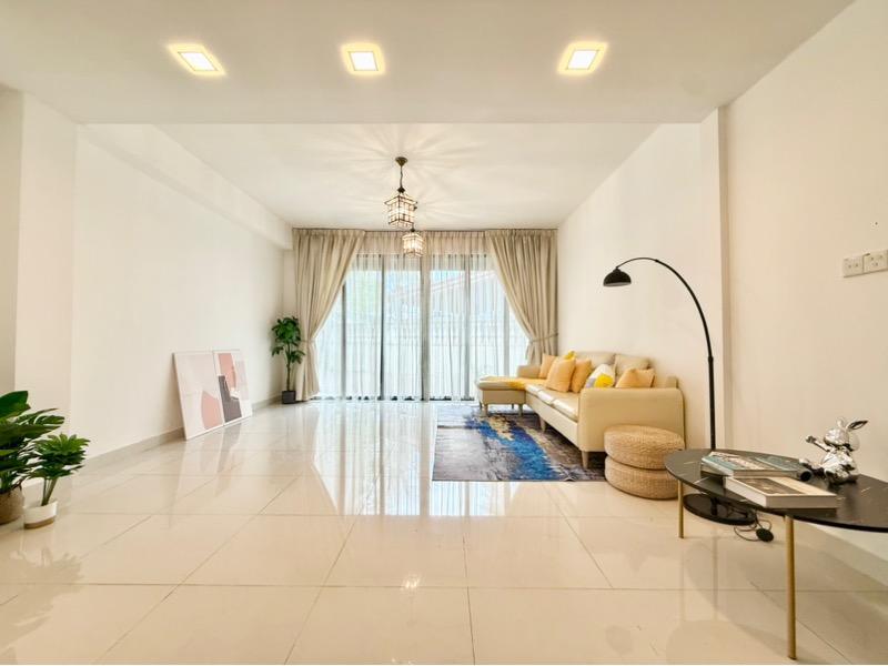 Semi-Detached for Rent, The Inglewood Semi-Detached House For Rent, $9,900, 5 Bed 4 Bath 4,900 sqft $2.04 psf, SGD 9,900 | Freehold