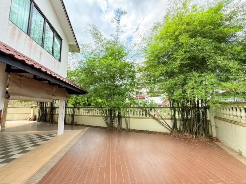 Semi-Detached for Rent, The Inglewood Semi-Detached House For Rent, $9,900, 5 Bed 4 Bath 4,900 sqft $2.04 psf, SGD 9,900 | Freehold