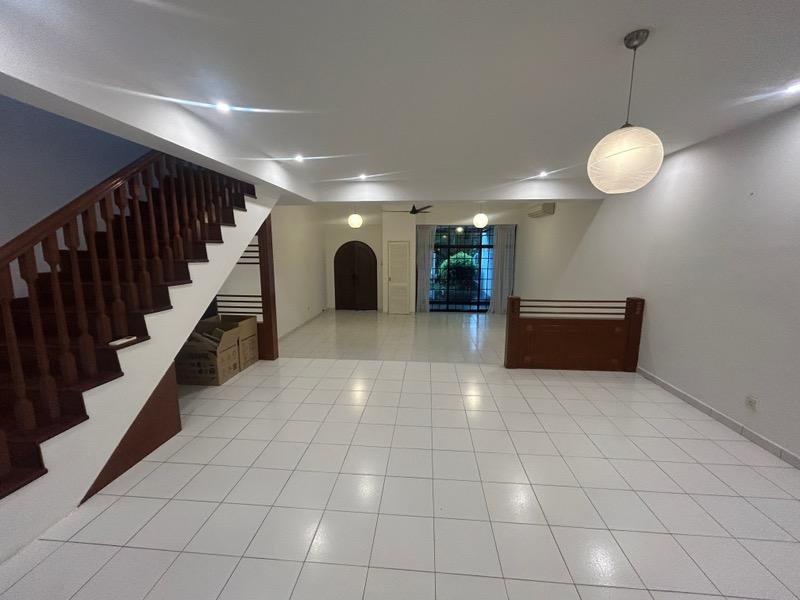 Terrace for Rent, CORONATION ROAD Terraced House For Rent, $8,000, 3 Bed 3 Bath 2,500 sqft $3.80 psf, SGD 8,000 | 999-year Leasehold