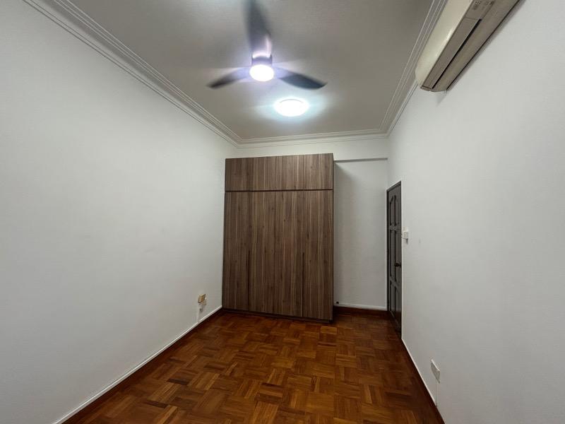 Terrace for Rent, CORONATION ROAD Terraced House For Rent, $8,000, 3 Bed 3 Bath 2,500 sqft $3.80 psf, SGD 8,000 | 999-year Leasehold