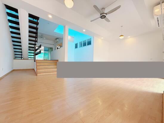 Terrace for Rent: D21