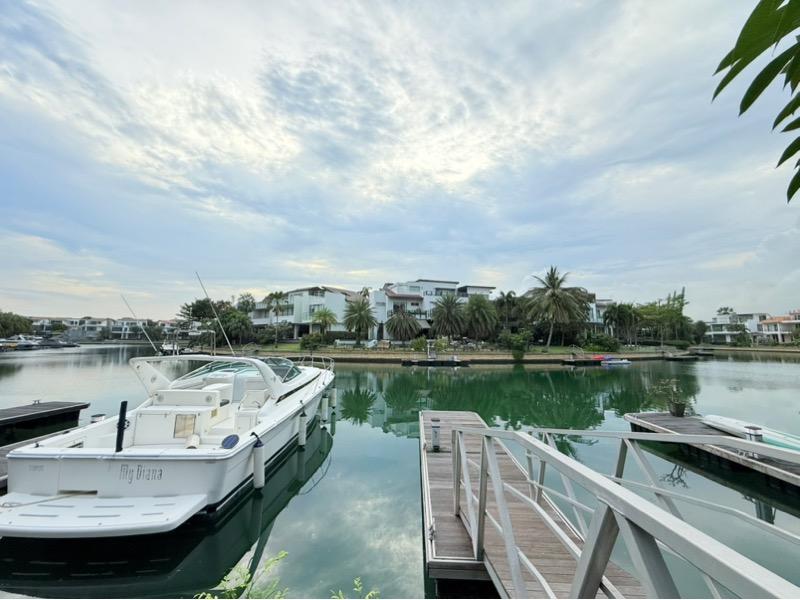 Terrace for Rent, Ocean Drive Terraced House For Rent, $17,680, 5 Bed 6 Bath 5,488 sqft $6.69 psf, SGD 17,680 | 99-year Leasehold