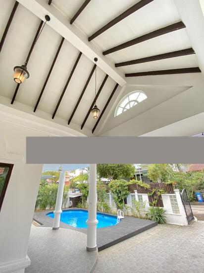Bungalow for Rent: D10