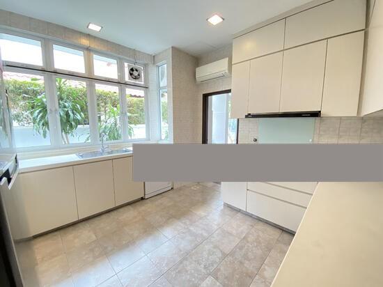 Bungalow for Rent: D10