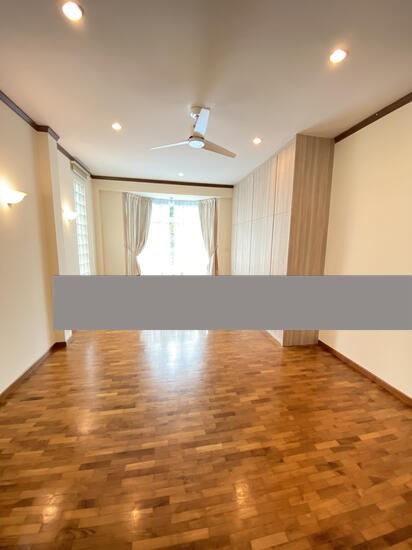 Bungalow for Rent: D10
