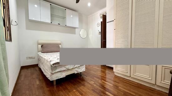 Semi-Detached for Rent: D28