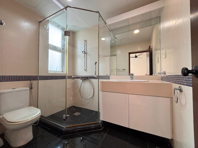 Semi-Detached for Rent: D15