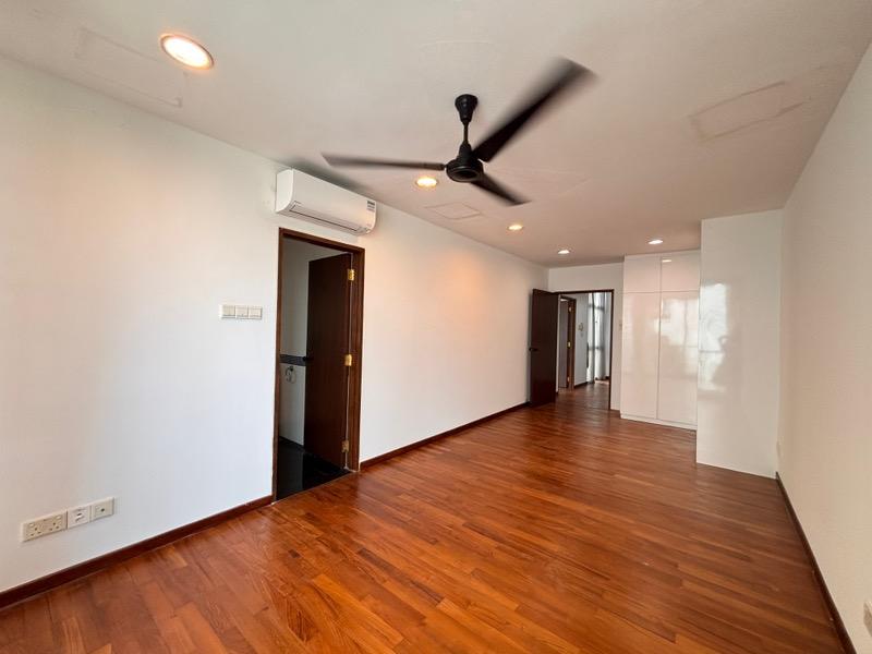 Semi-Detached for Rent: D15