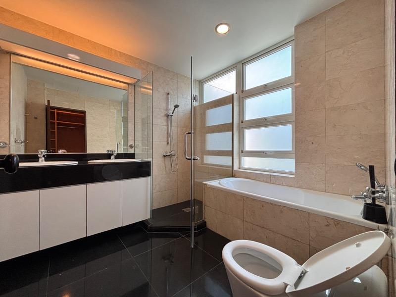 Semi-Detached for Rent: D15