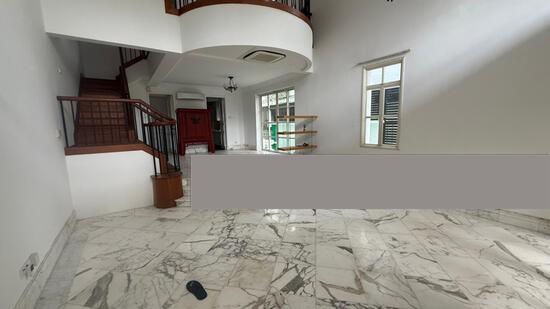 Prop-GPT: Semi-Detached: D10  Holland Grove