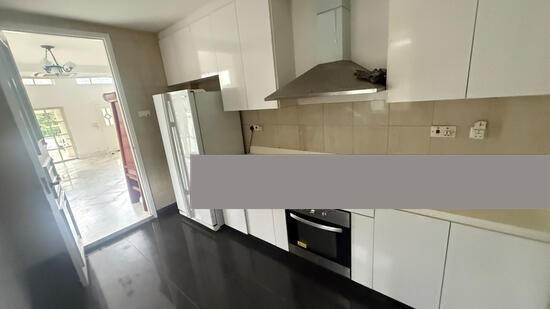 Semi-Detached for Rent: D10