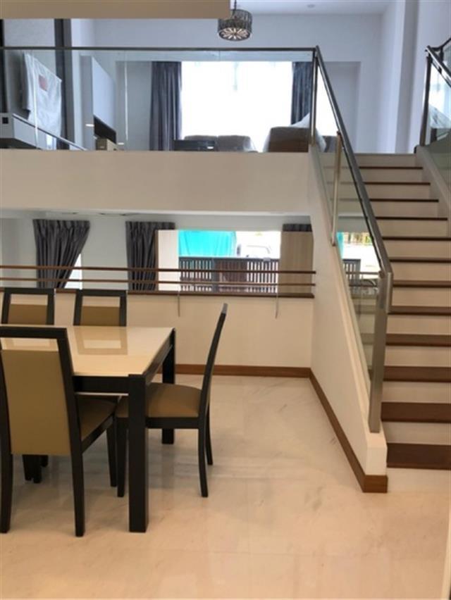 Terrace for Rent: D05