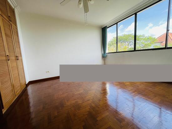 Semi-Detached for Rent: D10