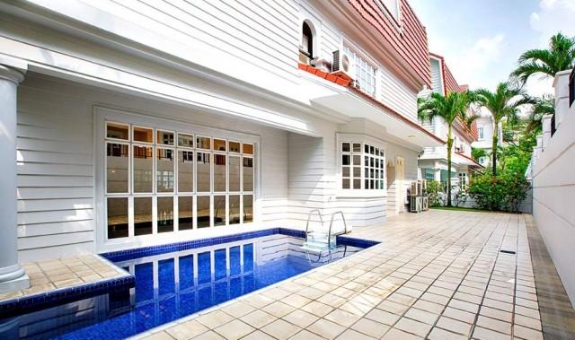 Bungalow for Rent, Woodgrove Estate Bungalow House For Rent, $15,000, 7 Bed 7 Bath 6,372 sqft $2.30 psf, SGD 15,000 | 99-year Leasehold