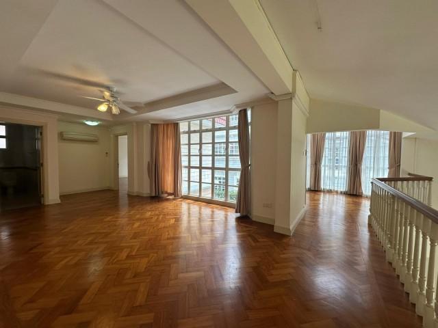 Bungalow for Rent, Woodgrove Estate Bungalow House For Rent, $15,000, 7 Bed 7 Bath 6,372 sqft $2.30 psf, SGD 15,000 | 99-year Leasehold