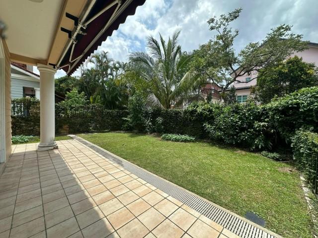 Bungalow for Rent, Woodgrove Estate Bungalow House For Rent, $15,000, 7 Bed 7 Bath 6,372 sqft $2.30 psf, SGD 15,000 | 99-year Leasehold