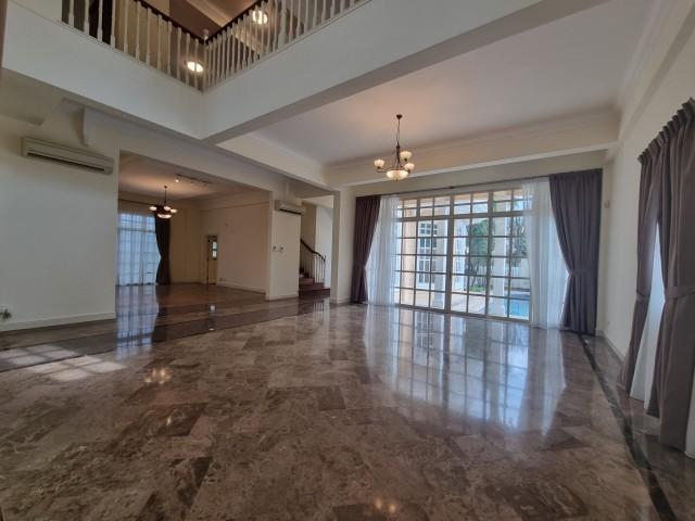 Detached for Rent, Woodgrove Estate Detached House For Rent, $15,000, 7 Bed 7 Bath 6,523 sqft $2.30 psf, SGD 15,000 | 99-year Leasehold