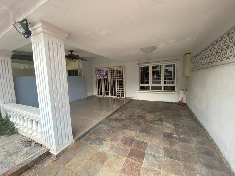 Prop-GPT: Terrace: D15  Marshall Road