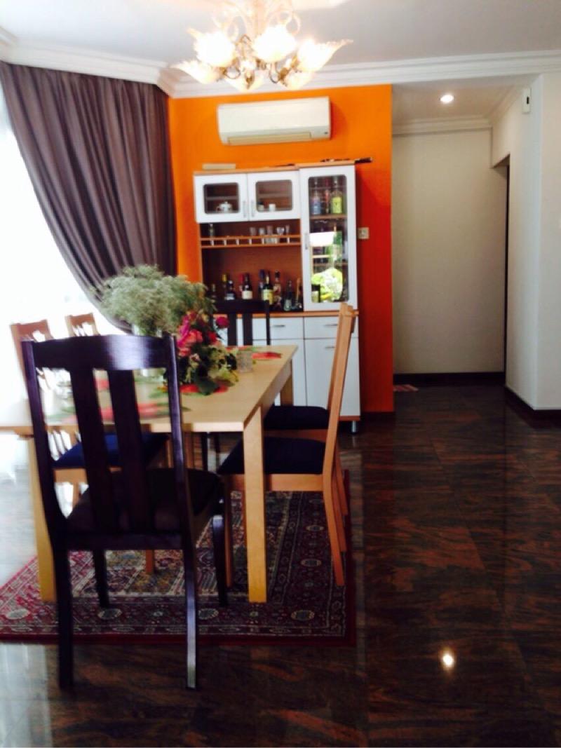 Corner Terrace for Rent: D14