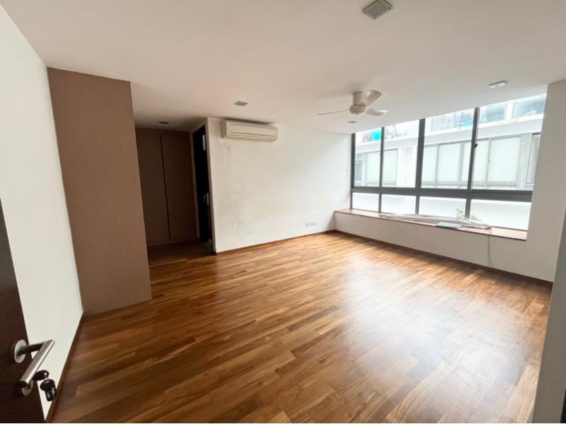 Cluster House for Rent: D11