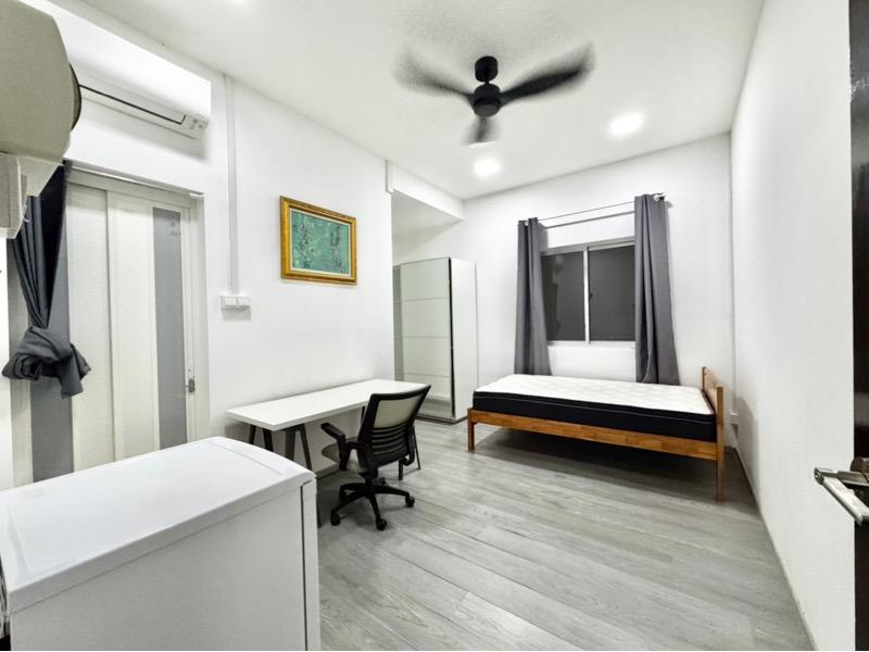Prop-GPT: Detached: D15  D15 Room rental @ Crescent Road