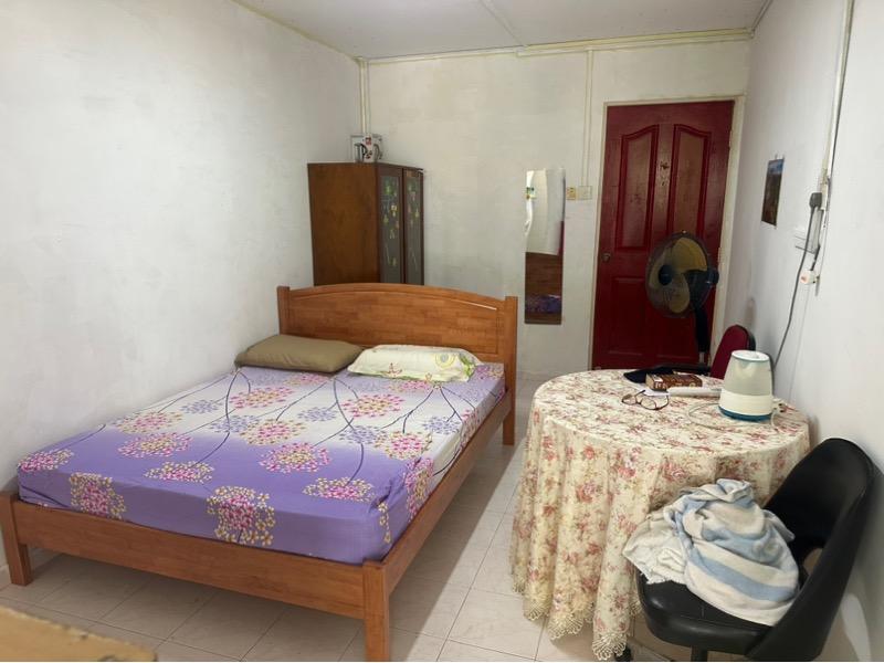 Prop-GPT: Terrace: D16  55 SENNETT TERRACE